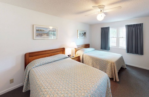 Sea Trail Condo | Large 4 BR Golf Villa in Sunset Beach - (CV2B)