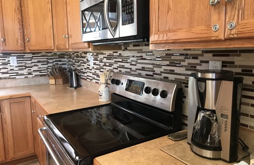 Ferguson Cabin | Large Cabin,Pool Table,Hot Tub,Horse Barn, Pet Friendly