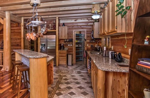 Leicester Cabin | Large Cozy Cabin in Asheville Area Mountains