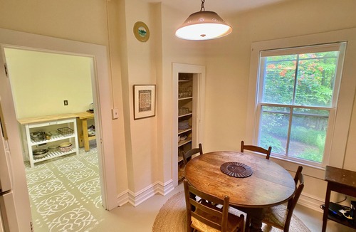 Montreat House | Large Family Home That Sleeps 16 Located Only 20 Minutes from Asheville