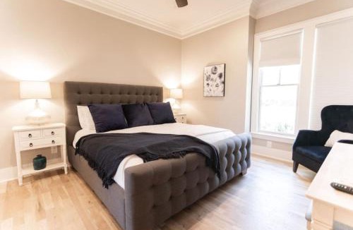 Eastwood House | Large Grand East Nash 4Br Hot Tub