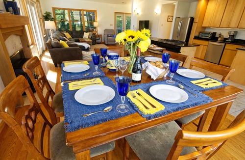Fairview House | Large luxurious house with private 4-acre park 15 min to downtown Asheville