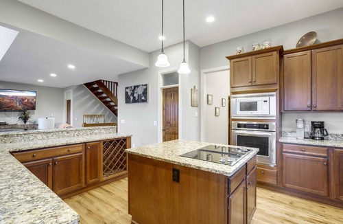 Banner Elk Cabin | Large Luxury Home with Great Views