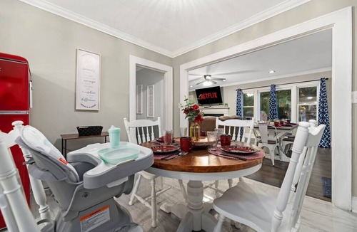 Gastonia House | Large “Maple Cottage” in Beautiful Gastonia Area