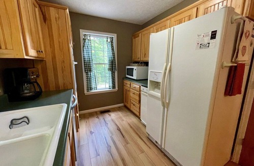 Peak Creek House | Laurel Winds - Laurel Springs, NC