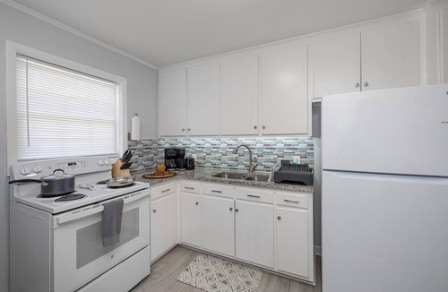 Lincolnton House | Lazy Dayz - Hot Tub - Nintendo - Big Parking - EV
