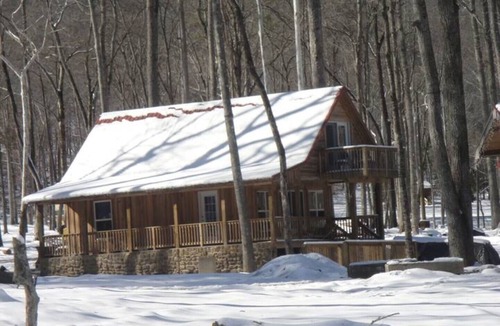 Joppa House | Lazy G Cabin #3 Creek Side Cabin