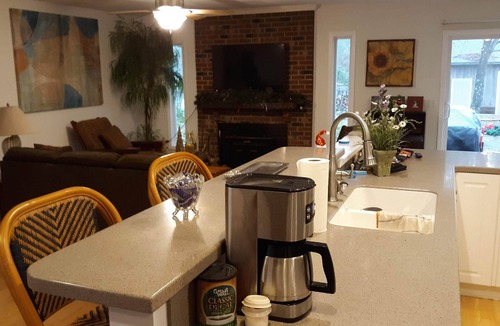 Myrtle Grove House | Lazy Oaks peaceful solitude!