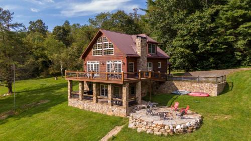 Laurel Springs House | Lazy River Lodge