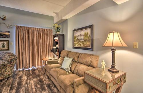 Sugar Mountain Apartment | Less Than 4 Mi to Sugar Mountain Resort Condo with Balcony