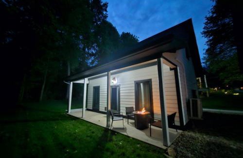 Brevard House | Life's Good Retreat Bear Cottage