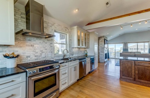 Corolla Light House | Life's Ruff | 995 ft to the beach | Private Pool, Hot Tub, Dog Friendly