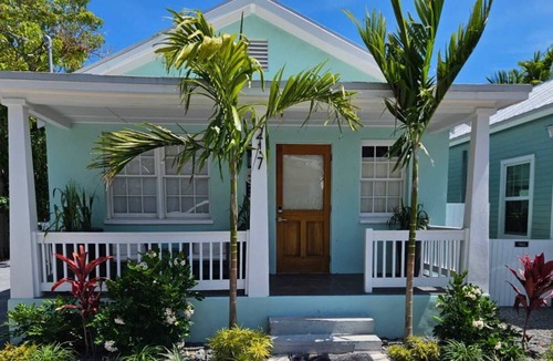 Old Town House | Lighthouse Suites Collection