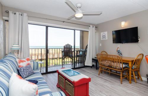 Carolina Beach House | Lime in the Coconut by Bryant Real Estate