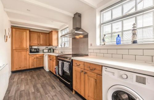 Pentewan House | Lime Kiln Cottage, Pentewan, Cornwall