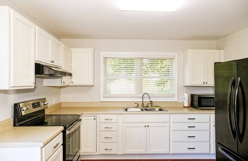 Lincolnton House | Lincolnton Downtown Cottage: w/private backyard
