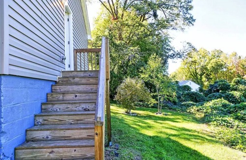 Lincolnton House | Lincolnton Downtown Cottage: w/private backyard