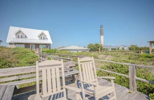 Caswell Beach House | Linger Longer by Oak Island Accommodations