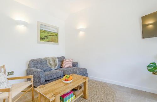 Stalisfield House | Linnet - Uk50154