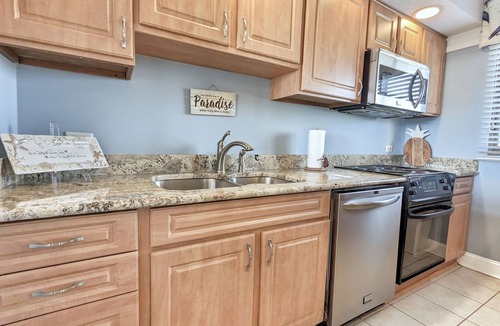 North Litchfield Beach Condo | Litchfield Retreat 502 Second Row Condo - North Litchfield Beach - Community Po