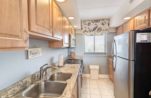North Litchfield Beach Condo | Litchfield Retreat 502 Second Row Condo - North Litchfield Beach - Community Po
