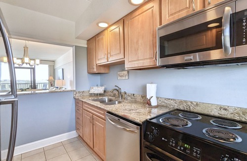 North Litchfield Beach Condo | Litchfield Retreat 502 Second Row Condo - North Litchfield Beach - Community Po
