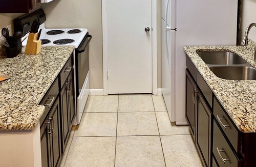 Willoughby Spit Condo | Little Bay Hideaway - 7 (Monthly Rentals Available)