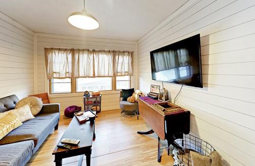 Bent Creek Apartment | Little Bear Den