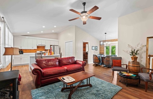 Highlands Hills House | Little Birds Nest Sum