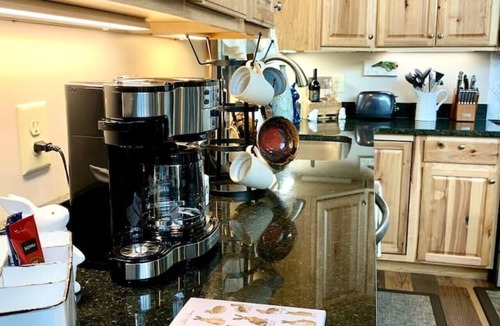 Deep Gap House | Little Hare Hideaway*Hot Tub*Pets OK*FP