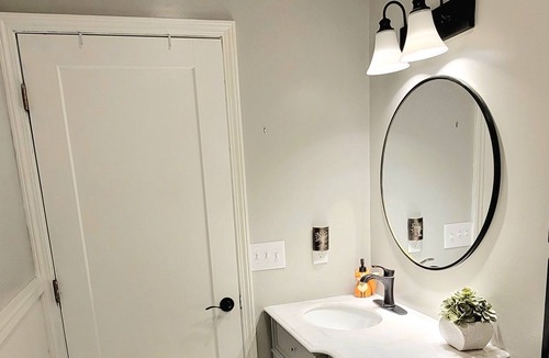 Arden Apartment | Little Lost Fox Sheep Farm, next to bent creek and the Blue Ridge