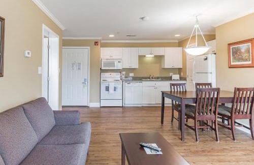 Carthage Apartment | Little River Resort