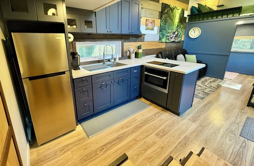 Hurdle Mills Cottage | Little Woods Loop
