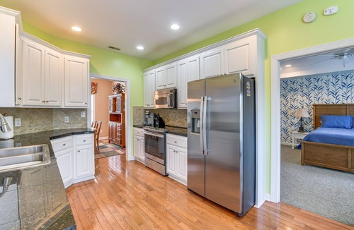 Littleton House | Littleton Home w/On-Site Lake Gaston Access!