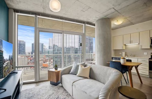 Sobro Apartment | Live Music and City Lights | Stay at an Upscale Haven in Nashville Near Hotspots