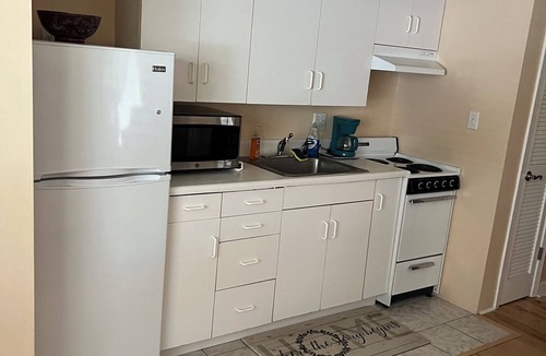 Troutman Apartment | LKN WATERFRONT studio in wonderful Mooresville NC all inclusive