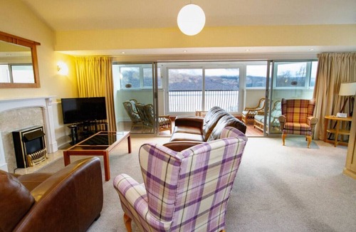 Kinloch Rannoch Villa | Loch Rannoch Highland Club Highland Lodge 47