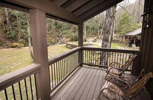 Robbinsville Cabin | Lodge ∙ 6 bedrooms ∙ 13 guests