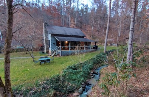 Weaverville Cabin | Log Cabin with Stream on 2 Acres <20 Min to Downtown Asheville with 1 Gig Fiber