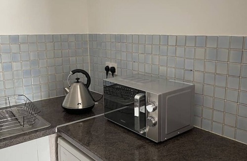 Tower Hill Apartment | London Central 2 Bathroom Flat with Free Parking