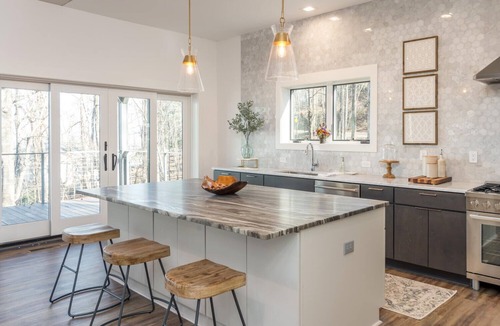 Laurel Park House | Long Range Mtn Views Next to Jump Off Rock! Ultra Modern, Very Unique Open Floor