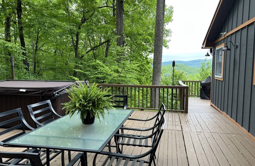 Frank House | Long range views. Sleeps 10! Hot tub, game tables and close to everything!