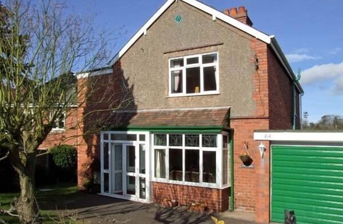 Wolverhampton Cottage | Loningside