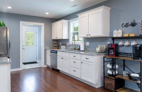 Fairview House | Look No Further. Your Asheville Vacay 5 Star Home! 828 Strong!