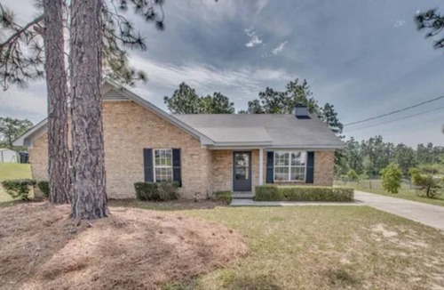 Peach Orchard House | Looking for a home to rent during the masters with a 15-25 minute commute.