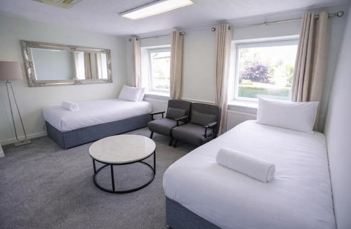 Perth Hotel | Lovat Hotel