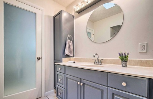 Laurel Park House | LOVE.LAUGH.LIVE-IN LAUREL PARK! {2 living spaces}
