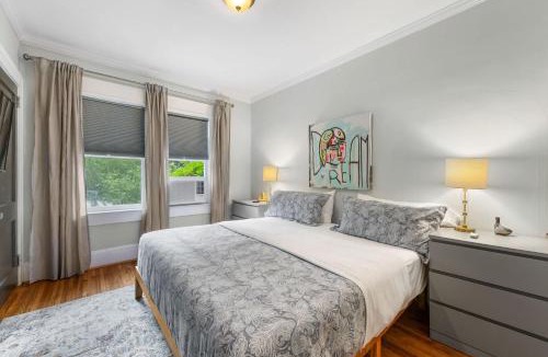 Dilworth House | Lovely 2BR near Uptown Charlotte