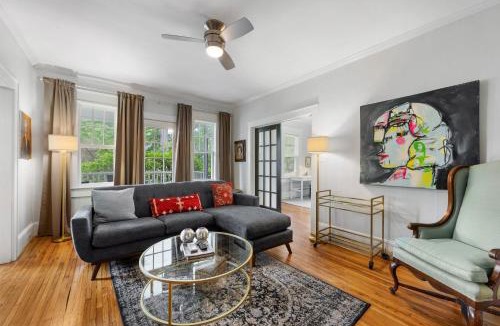 Dilworth House | Lovely 2BR near Uptown Charlotte