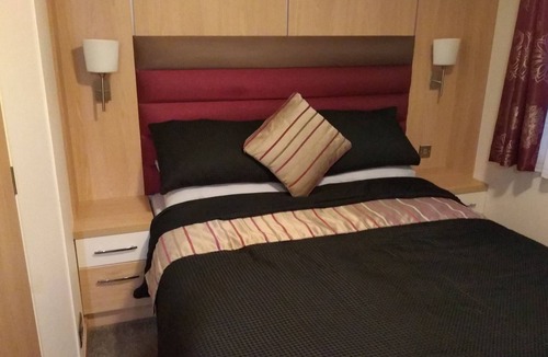 St George Cabin | Lovely 3-Bed Lodge in Towyn near Rhyl